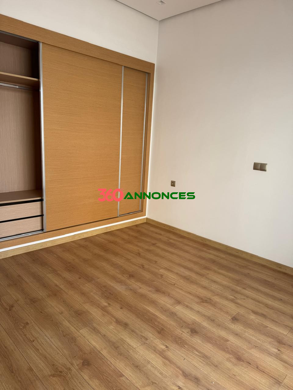 Image Properties Mobile