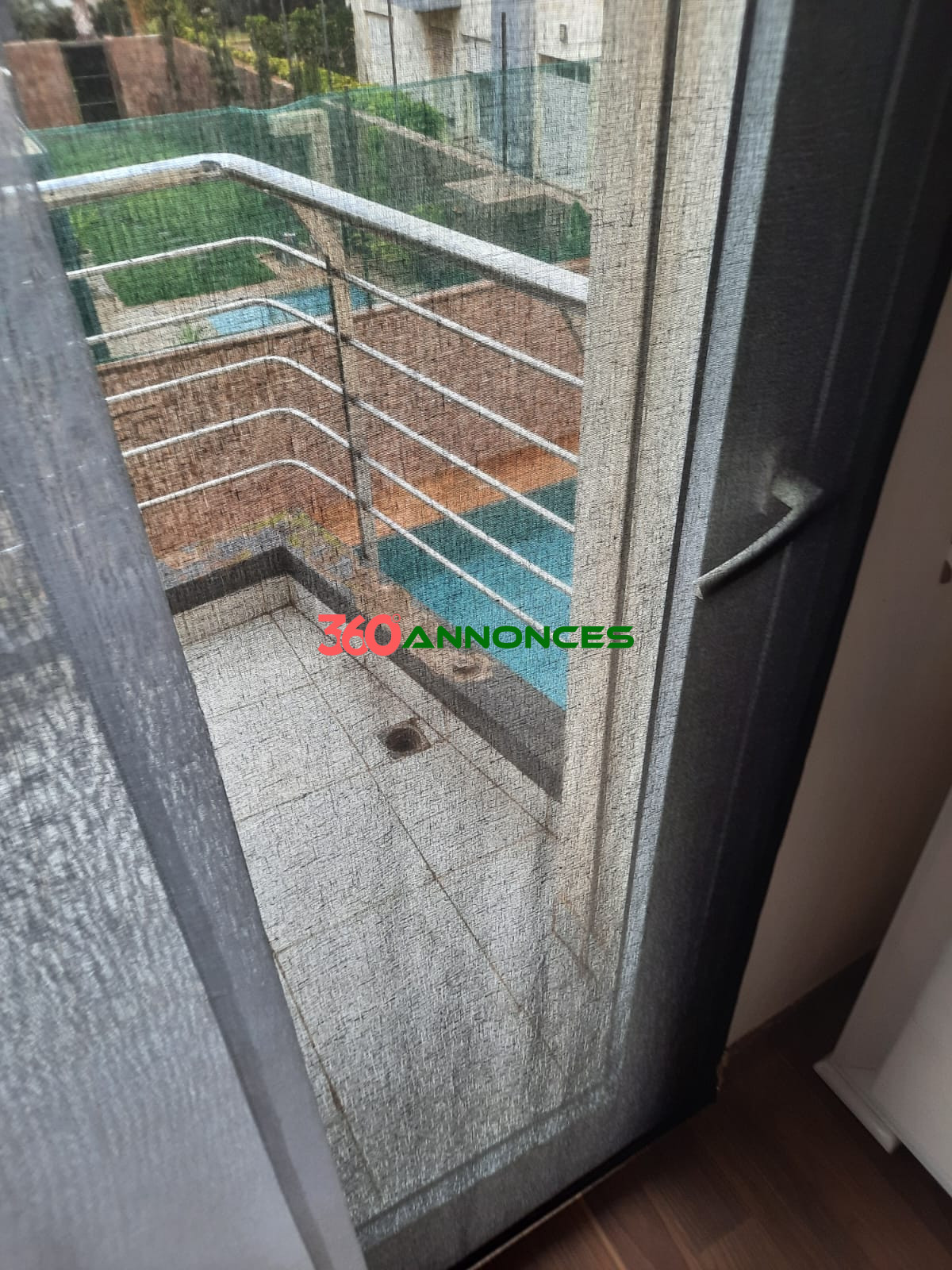 Image Properties Mobile